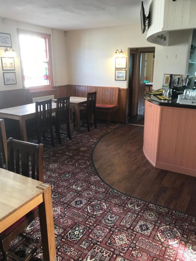 Dolphin Hotel Public House וויימות' מראה חיצוני תמונה